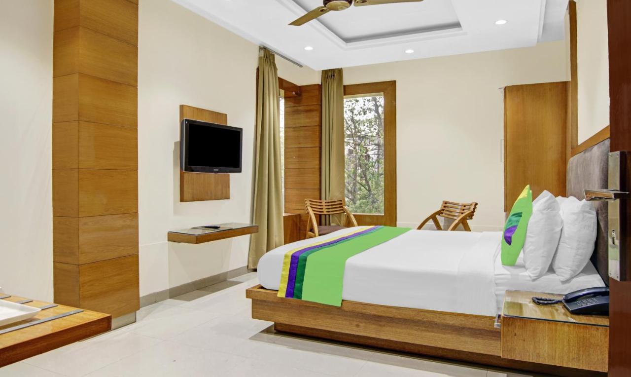 Hotel Fortuner, Karol Bagh, New Delhi ภายนอก รูปภาพ