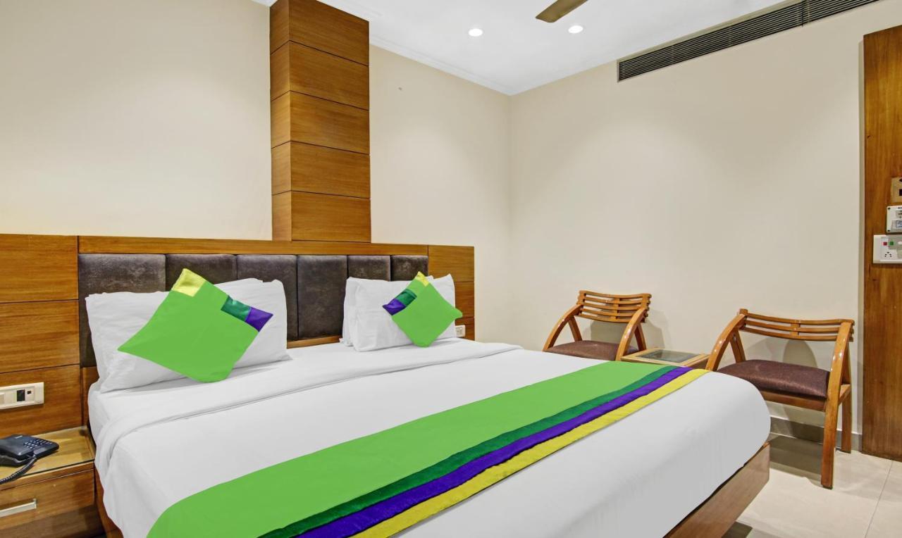 Hotel Fortuner, Karol Bagh, New Delhi ภายนอก รูปภาพ