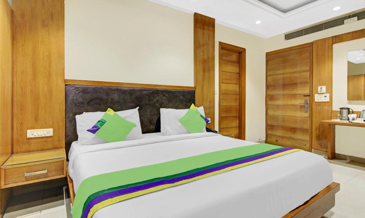 Hotel Fortuner, Karol Bagh, New Delhi ภายนอก รูปภาพ