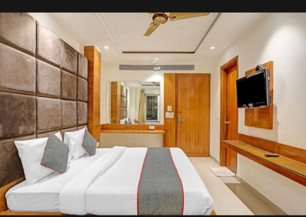 Hotel Fortuner, Karol Bagh, New Delhi ภายนอก รูปภาพ