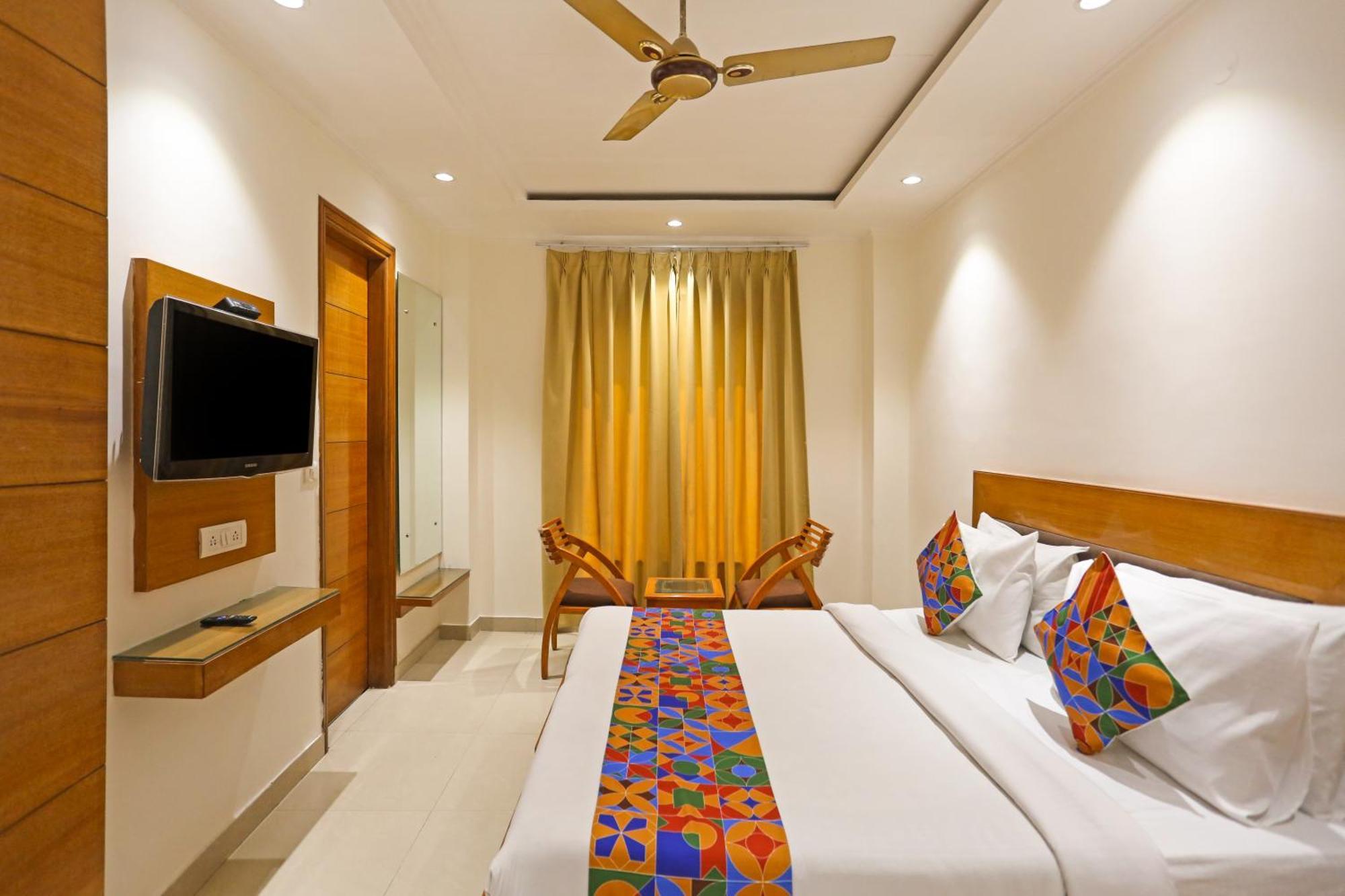 Hotel Fortuner, Karol Bagh, New Delhi ภายนอก รูปภาพ