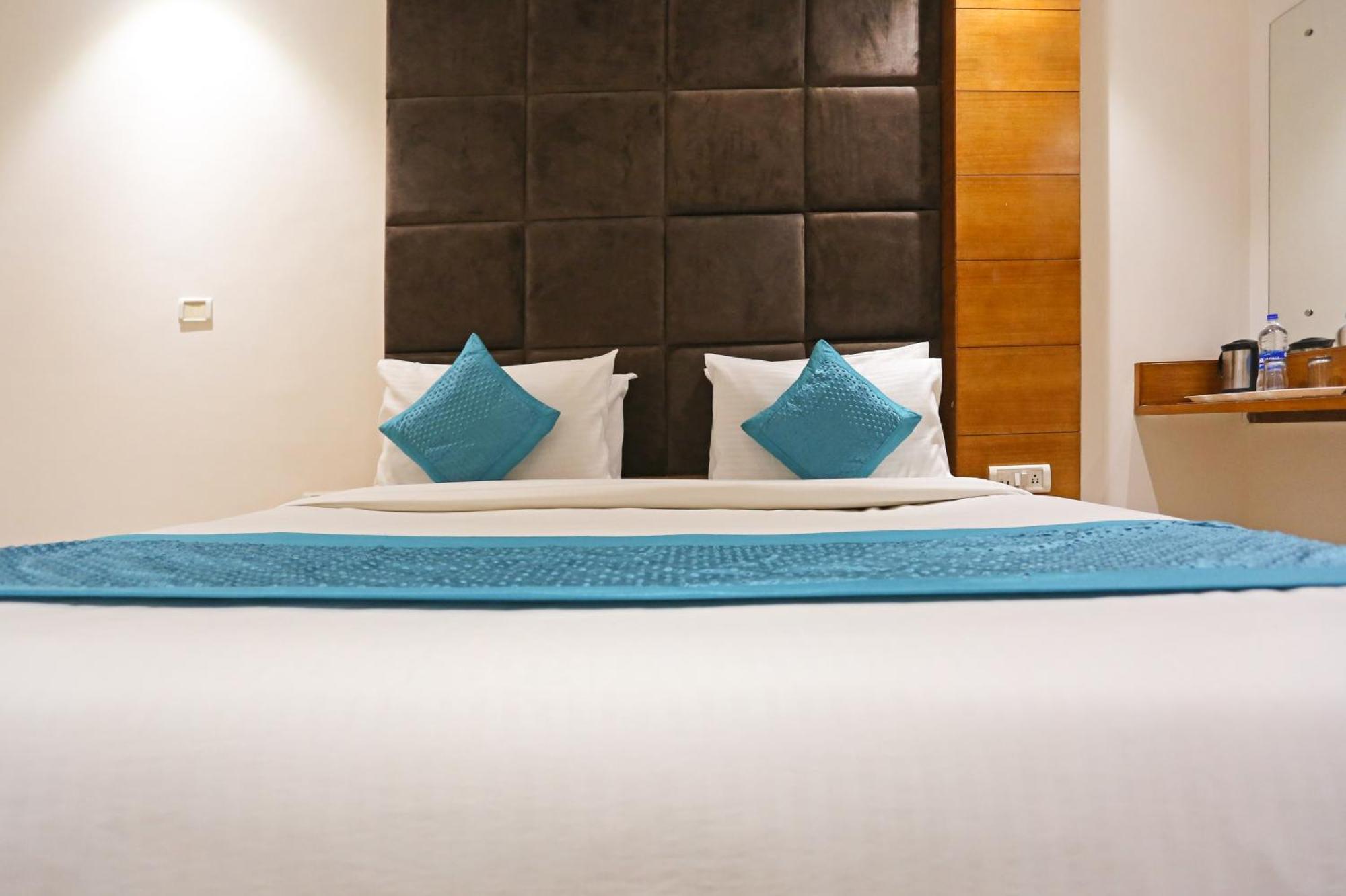 Hotel Fortuner, Karol Bagh, New Delhi ภายนอก รูปภาพ
