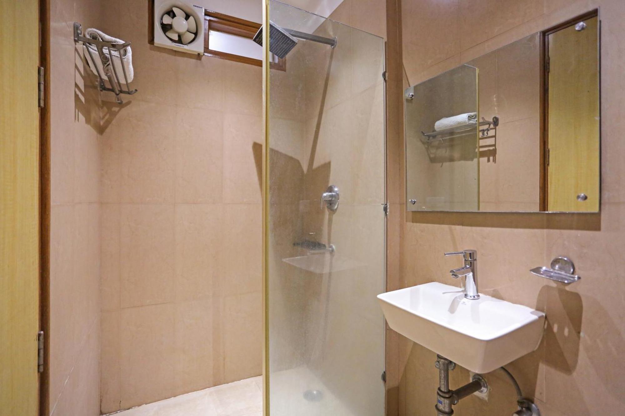 Hotel Fortuner, Karol Bagh, New Delhi ภายนอก รูปภาพ
