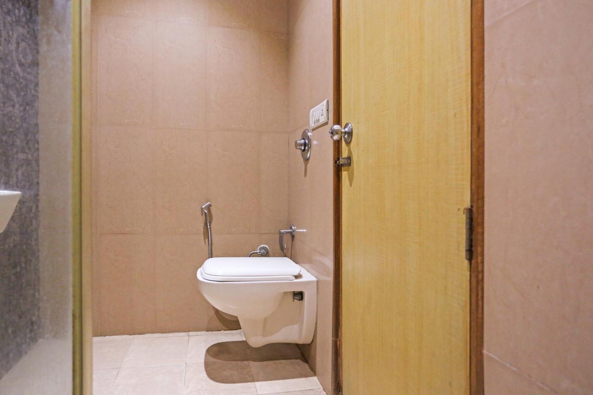 Hotel Fortuner, Karol Bagh, New Delhi ภายนอก รูปภาพ