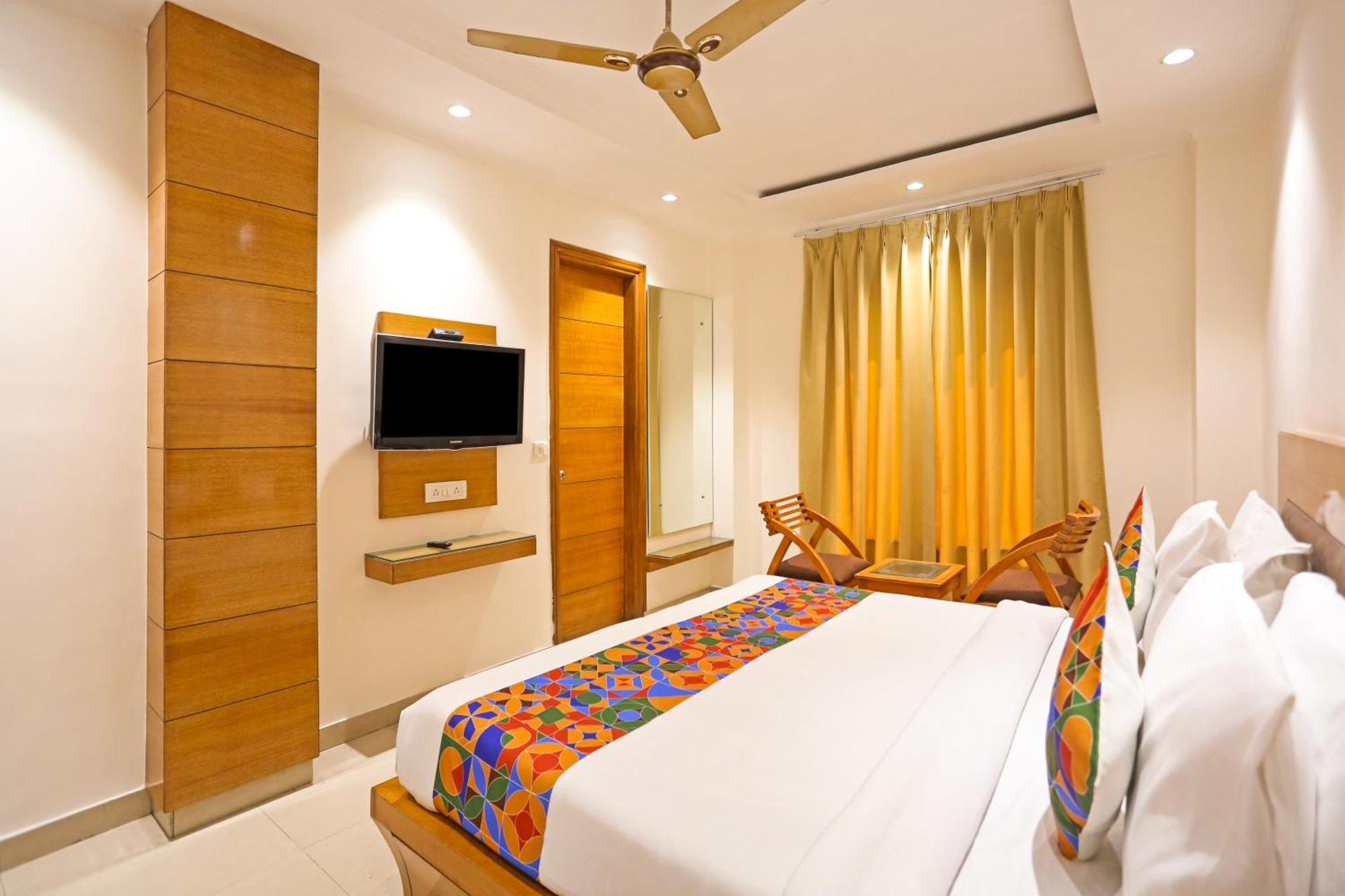 Hotel Fortuner, Karol Bagh, New Delhi ภายนอก รูปภาพ