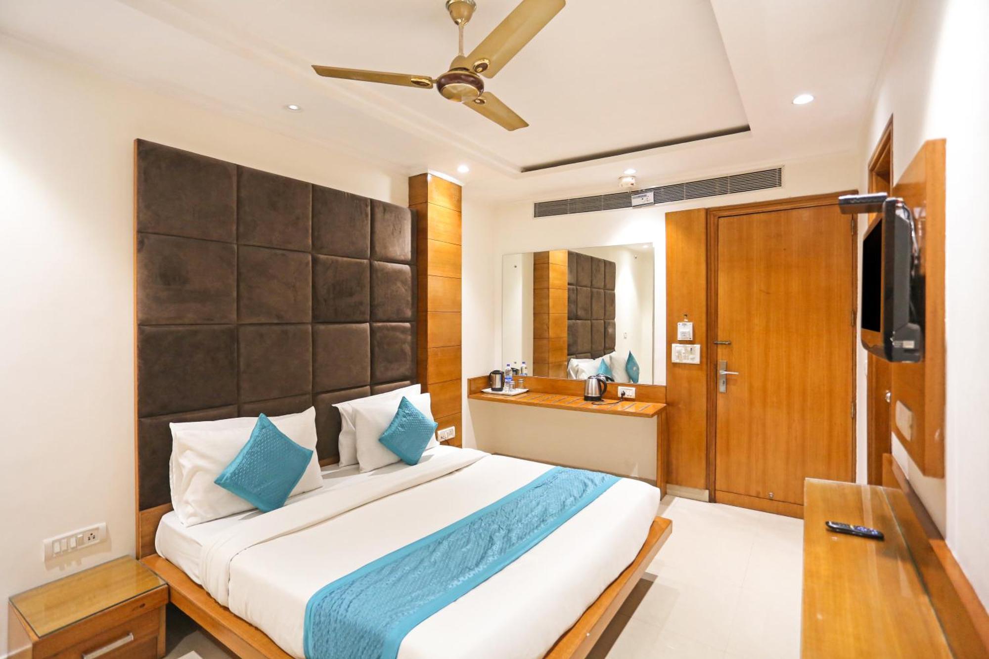 Hotel Fortuner, Karol Bagh, New Delhi ภายนอก รูปภาพ